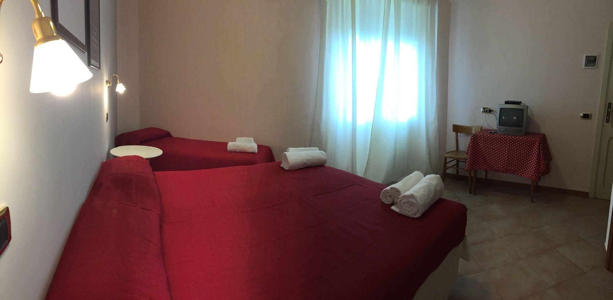 Hotel Eliseo Fiuggi Eksteriør billede